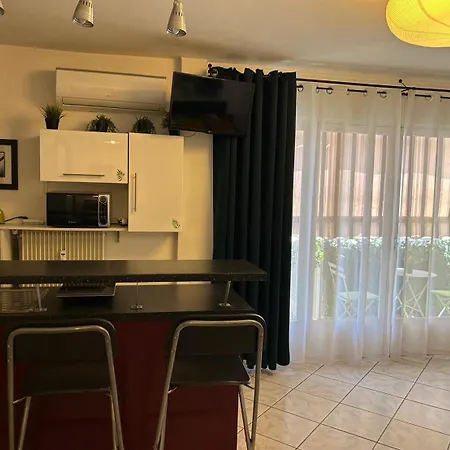 Cosy & Zen Centre Apartment Hyeres